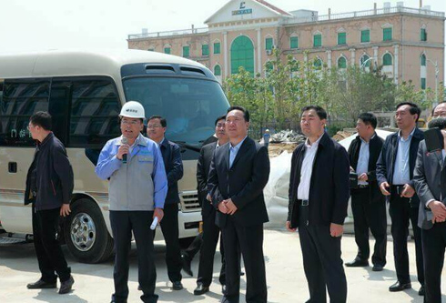 烟台市委书记王浩调研替换词电气智能计量项目